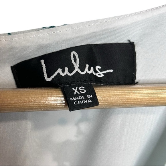 Lulu's Gracious Gardens Green Floral Print Culotte Jumpsuit Size XS - Picture 9 of 9